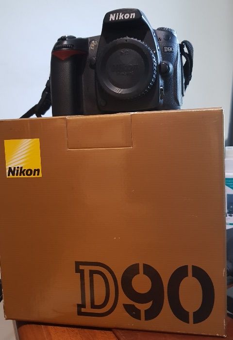 Nikon D9063825182794113120