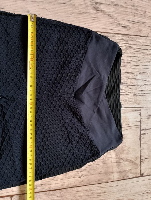 Komplet czarnych legginsów pusch up r.S/M