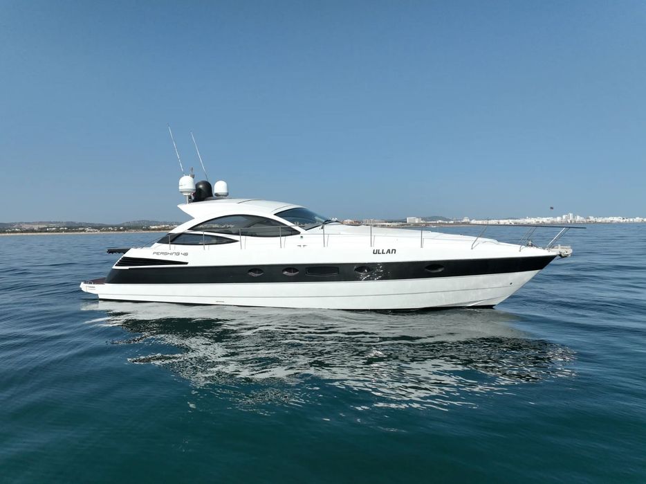 Pershing 46