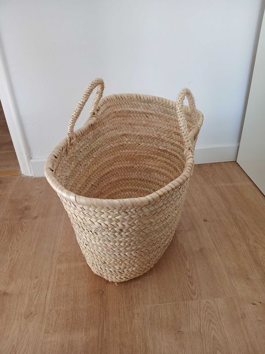 Cesta oval em vime (nova)