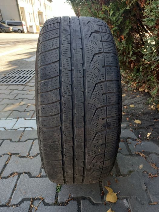 Всесизонна гума БРОНЬОВАНА PIRELLI 245/50/18