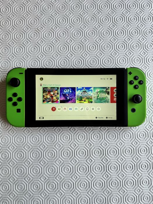 Nintendo switch + acessórios - como nova