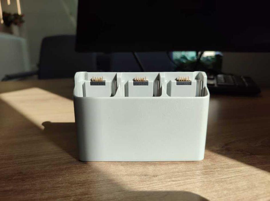3  Baterias DJI Neo + Carregador DJI Neo Two-Way - Charging Hub