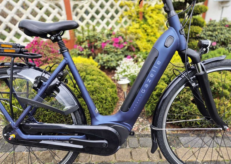 Rower elektryczny GAZELLE Arroyo Elite C7+ M/53cm 253 km, JAK NOWY !!!