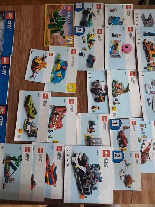 Mix klocków Lego z instrukcjami