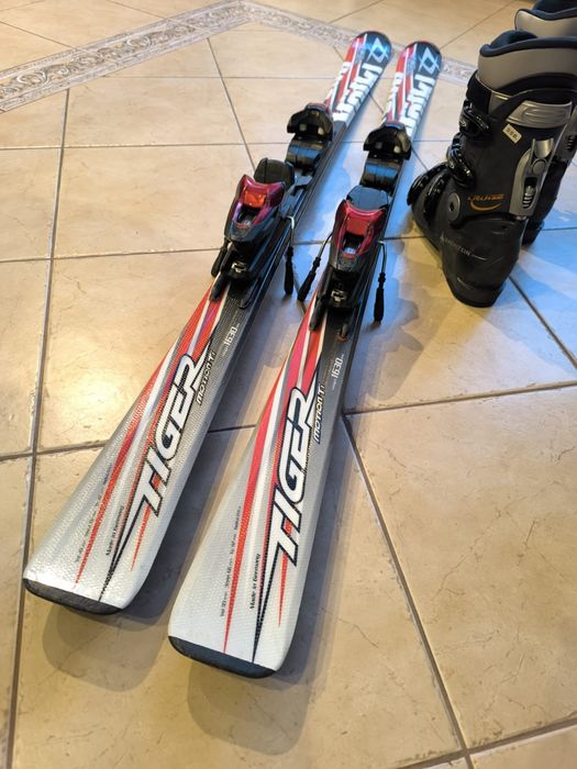 Narty volki z butami damskimi