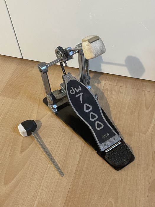 DW7000 Stopa Perkusyjna 2 Bijaki w Zestawie
