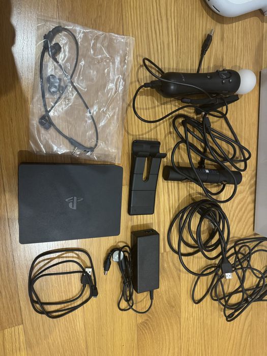 PSVR para PS4/PS5 - (com caixa) + 4 jogos