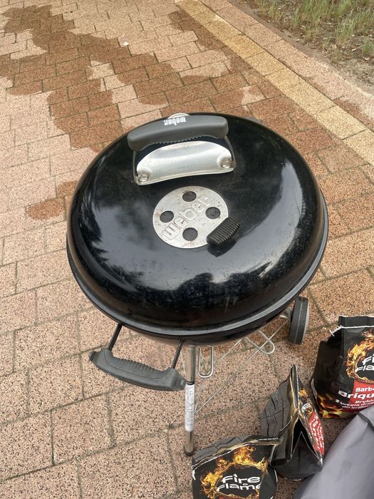 Grill Weber. Węglowy. Gratisy.