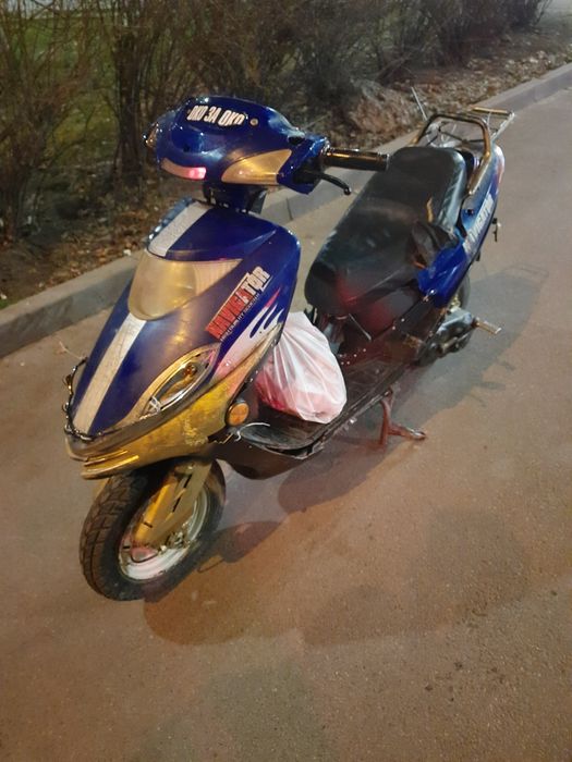 Продам скутер навигатор