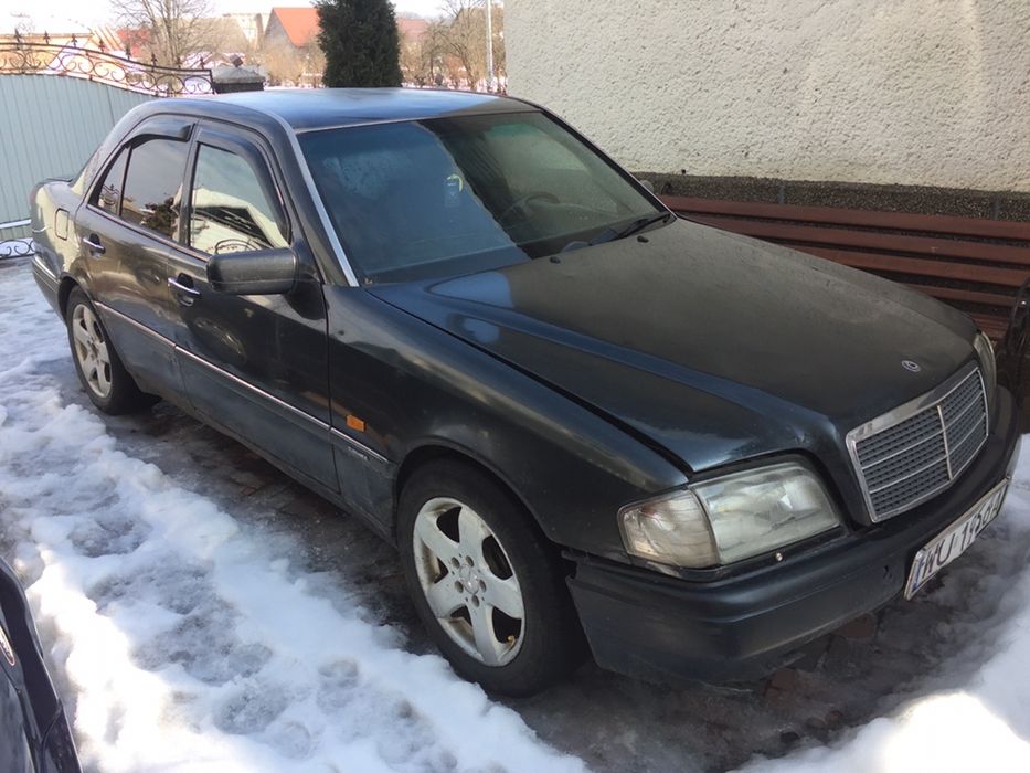 Розбераю мерседеса с 180