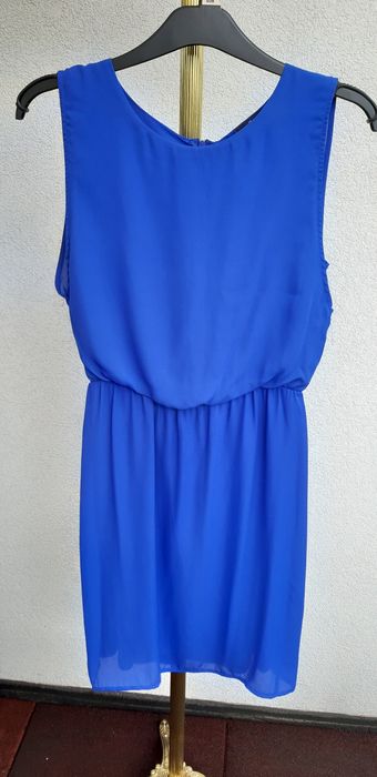 Śliczna sukienka damska