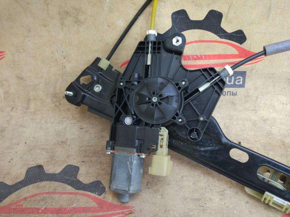 Ford Mondeo Mk5 2014- стеклоподъемник моторчик передней правой двери