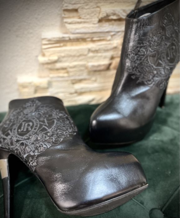 Richmond ботильон