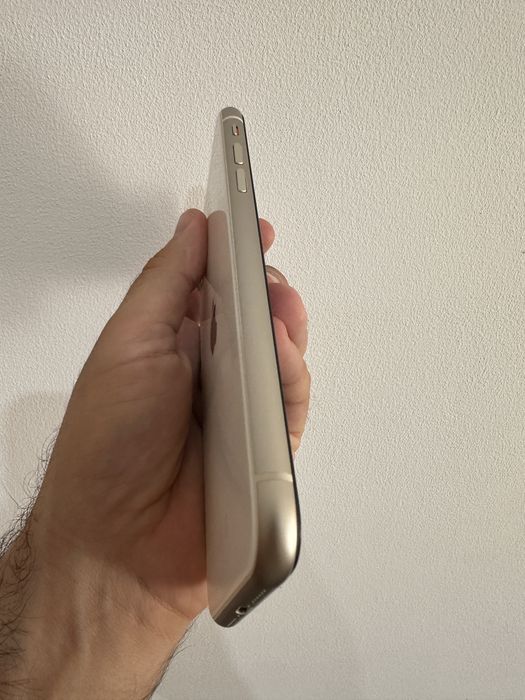 iPhone 11 64GB - impecável