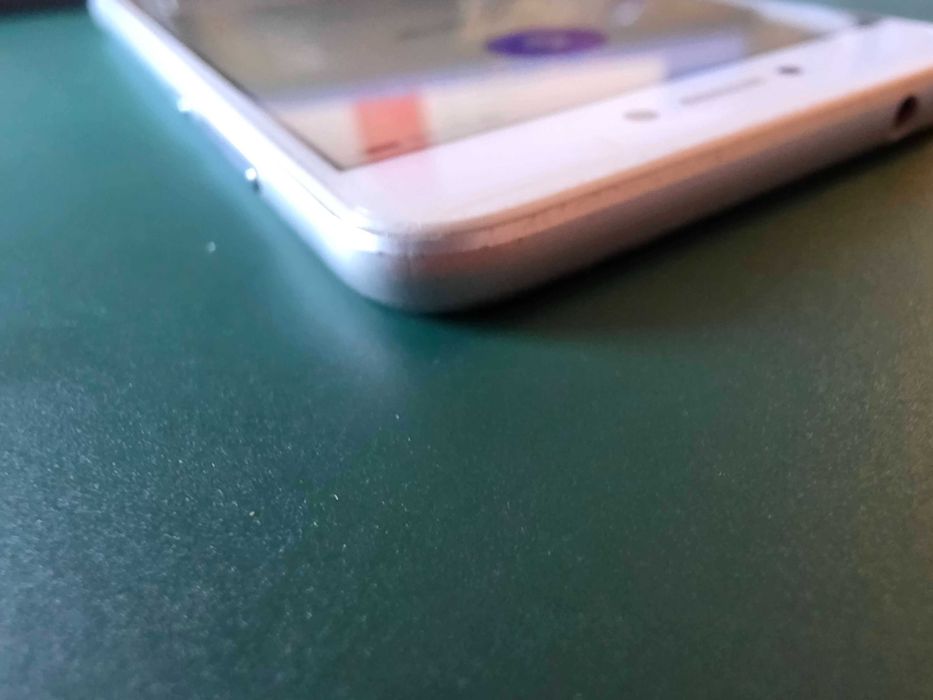 Telefone Huawei P8 Lite 2017 muito bom estado