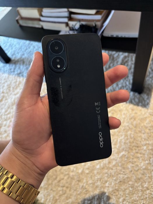Vende-se OPPO A 18 128 GB semi-novo