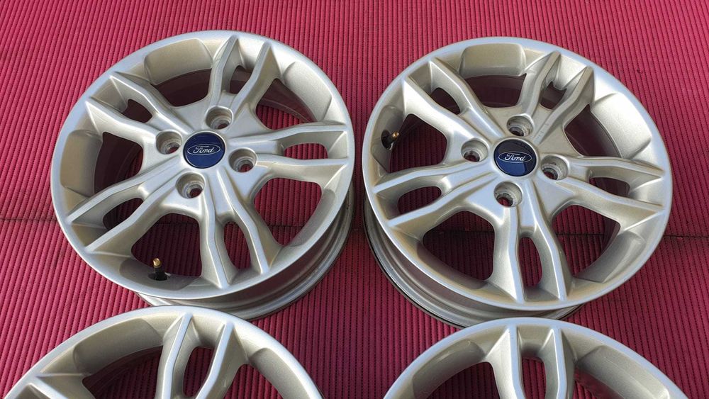 4394-Jantes 16 4x98 Originais Ford KA, Fiat Fiorino, Citroën Nemo