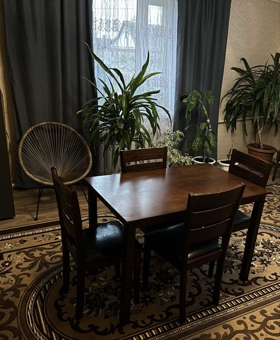 Кухонний комплект стіл+4 стільці