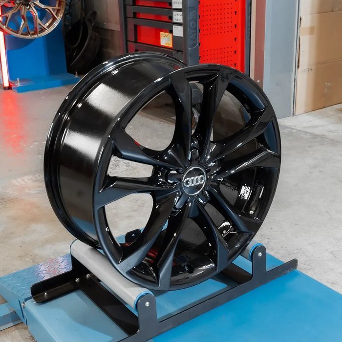 Oryginalne Felgi Audi 18 A3 A4 A6 A8 Q3 Q5 TT