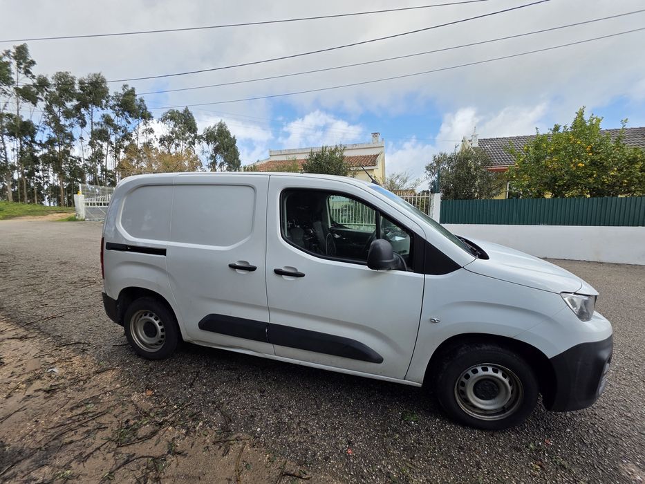 Peugeot Partner 1.5- 100CV iva dedutível