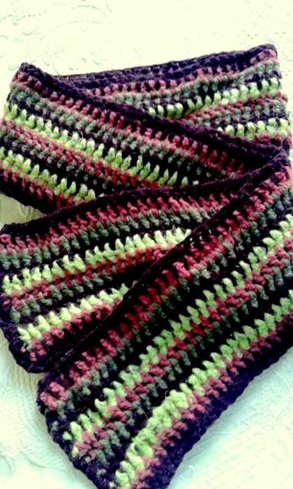 Szal szydełkowy- "Kanarek w bakłażanach" nowy