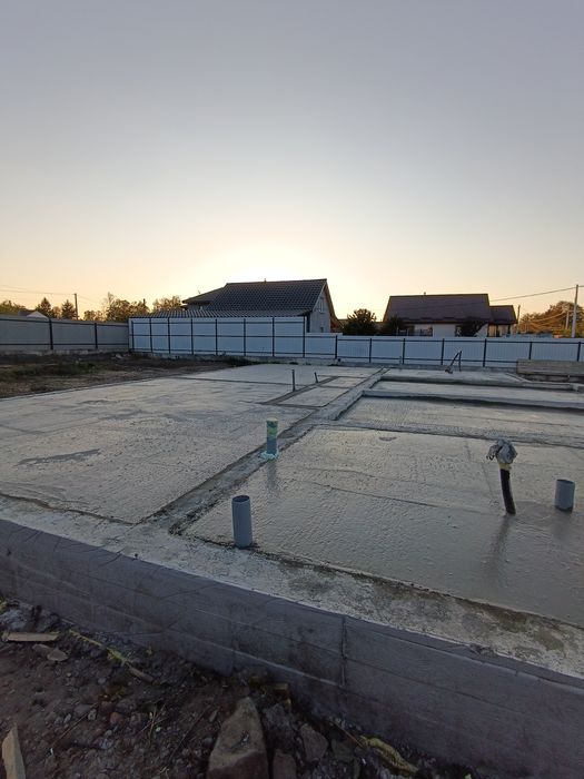 Фундамент  будинків  робота з  матеріалами 80$