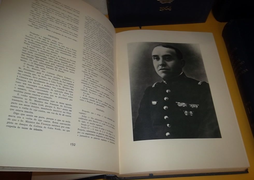 Cem Anos do Banco Nacional Ultramarino 4 volumes