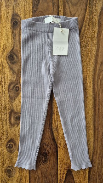 Legginsy wiskozowe prążkowane Zara 104