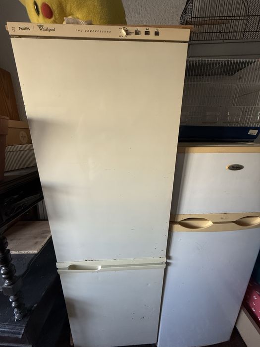 2 Frigoríficos para peças ou reparação – preço conjunto