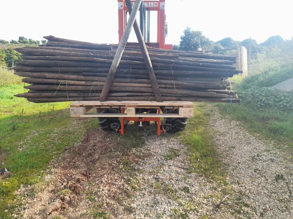 Postes de madeira tratada 2,20mx2,5cm/3,5cm