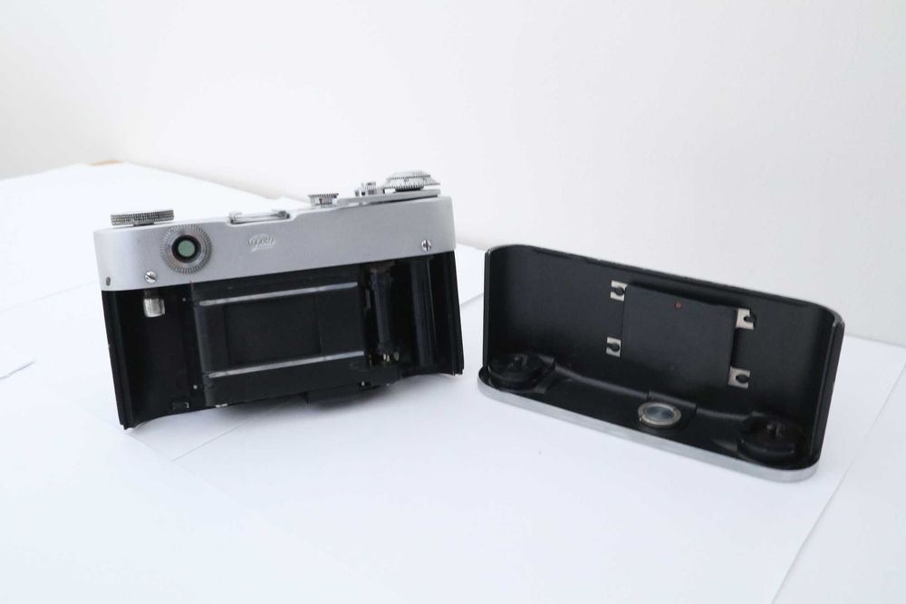 Aparat analogowy FED 3 Industar-61 2,8/53 +pokrowiec PRL retro