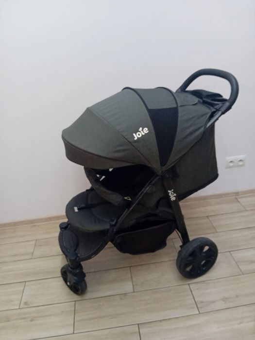 Sprzedam wózek dziecięcy Joie
