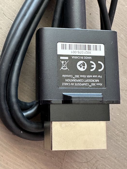 Kabel do konsoli XBox 360 chinch