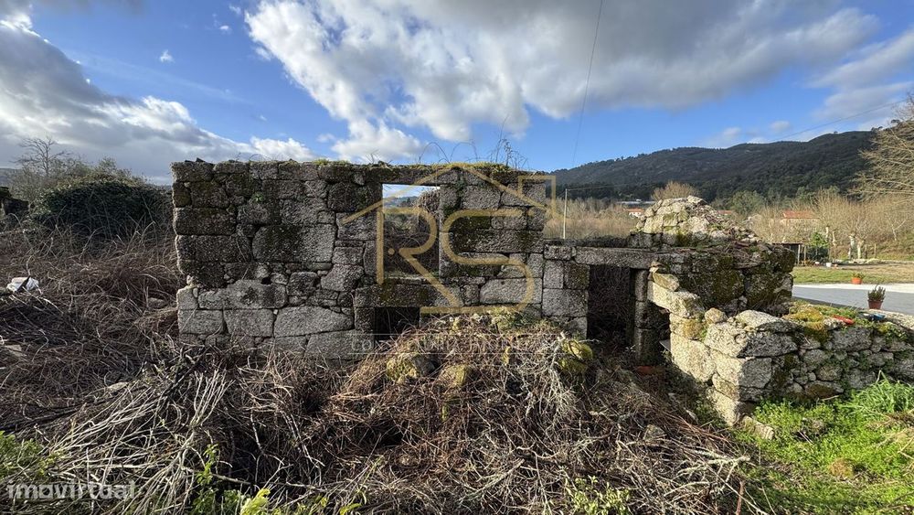 Ruina | Corgo, Celorico de Basto — Canedo De Basto E Corgo, Braga