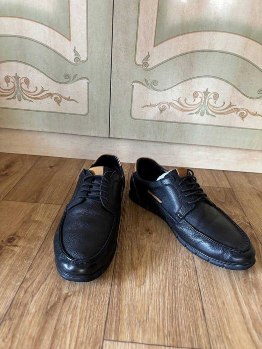 Туфлі 43р Vitto Rossi