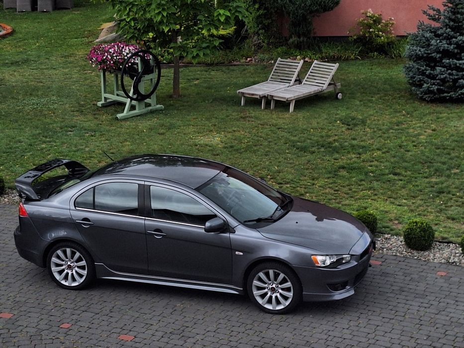 Mitsubishi Lancer