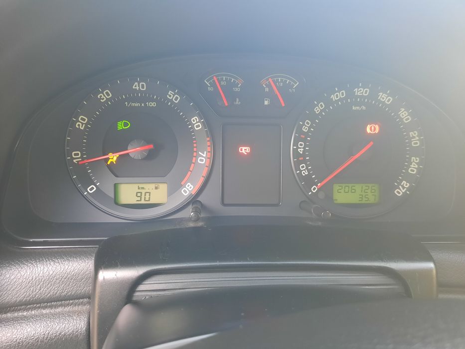 Продам Skoda superb 2006р 1.8 бензин