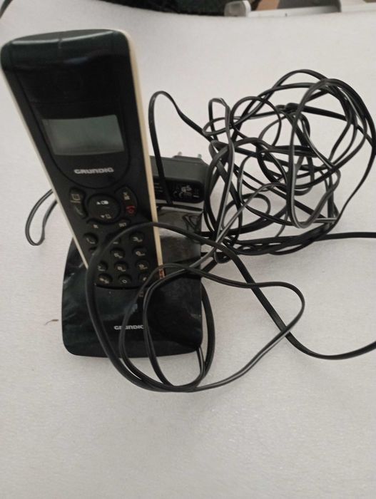 Telefones fixos e móveis