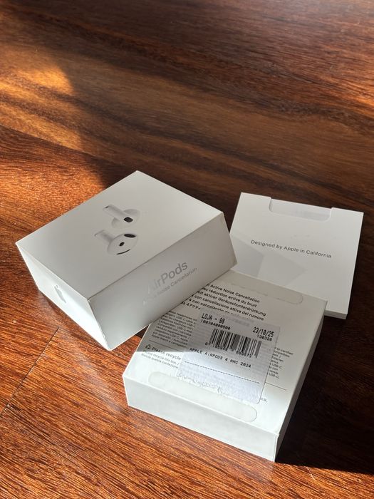 Airpods 4 (ANC) NOVOS!