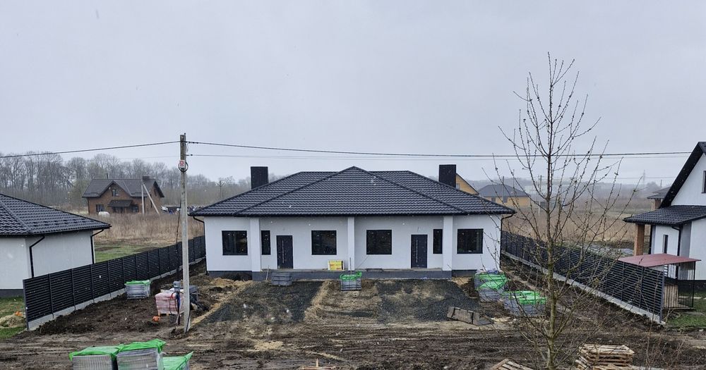 Будинок, дуплекс під чистовий ремонт із всіма комунікаціями