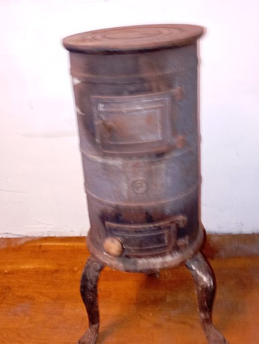 Piec typu koza żeliwny