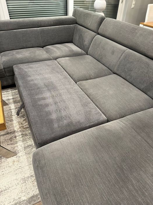 Kanapa U z funkcja spania.