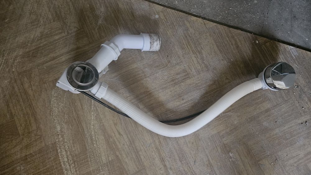 Wanna narożna 130x80 używana