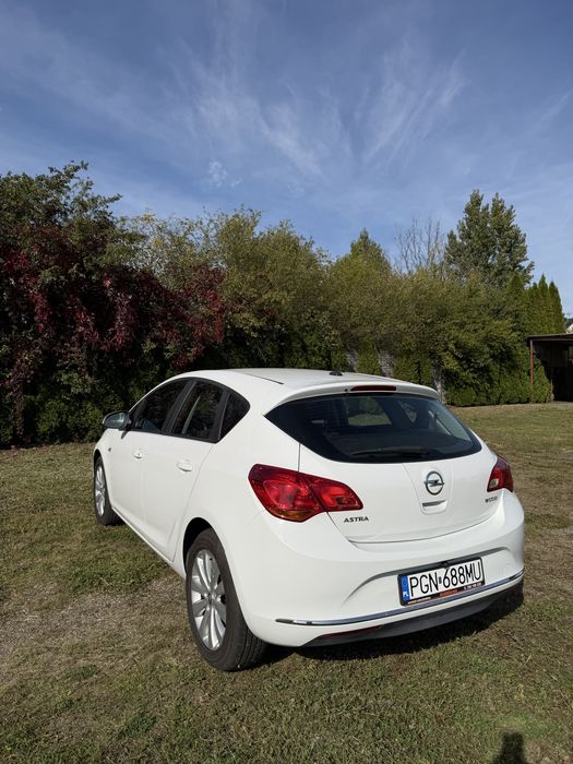 Opel Astra J 2013