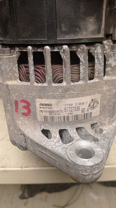 Alternador Fiat Bravo, Stilo          Ref: 5 1 7 2 7 3 3 8