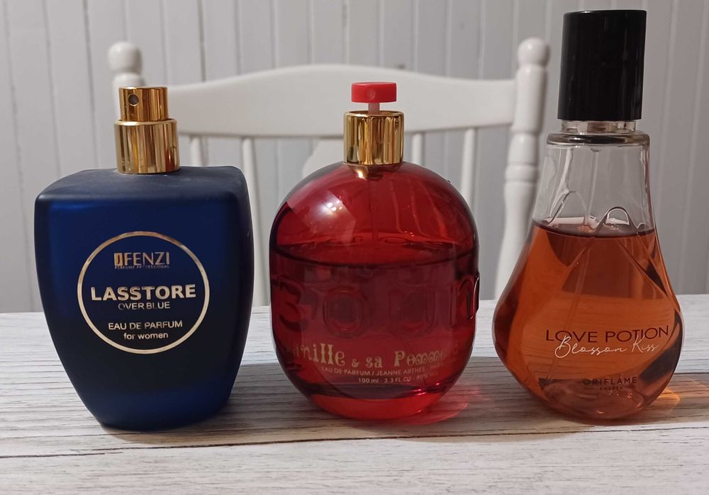 Duży zestaw perfum damskich