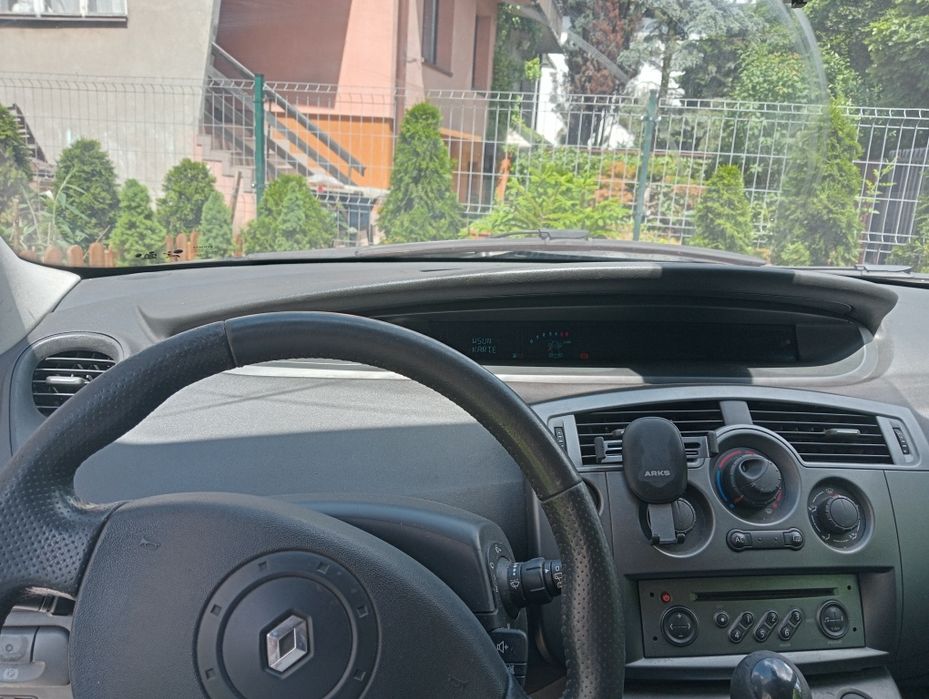 Renault Scenic II 2 1.9 dci