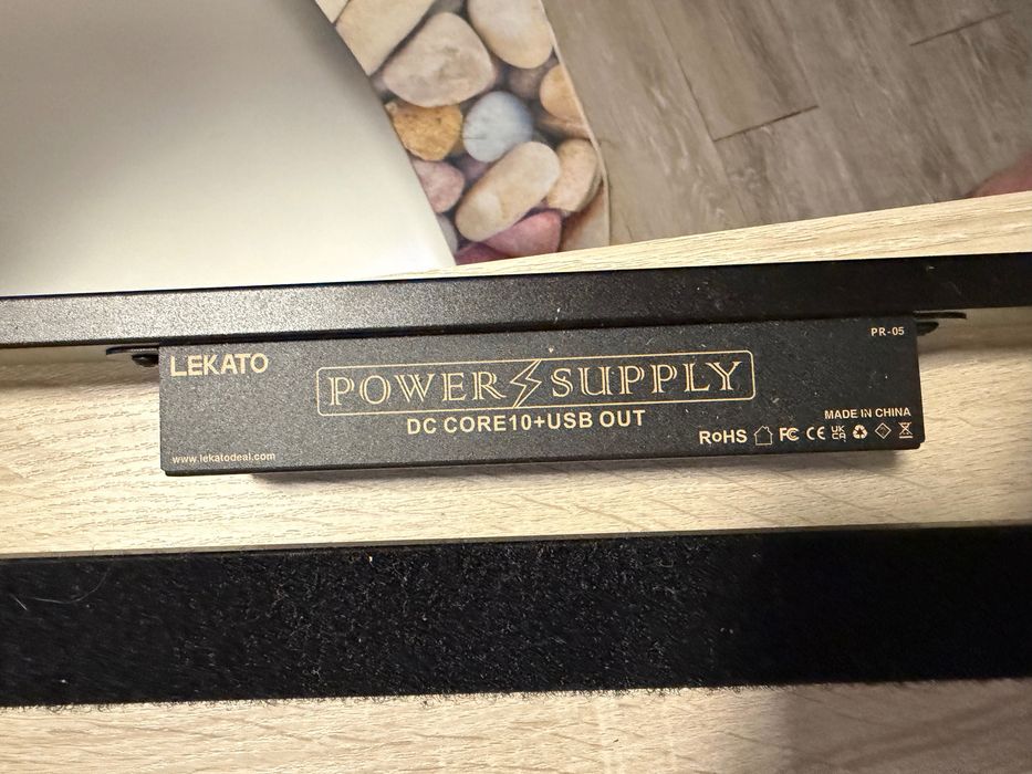 Pedalboard com power suply