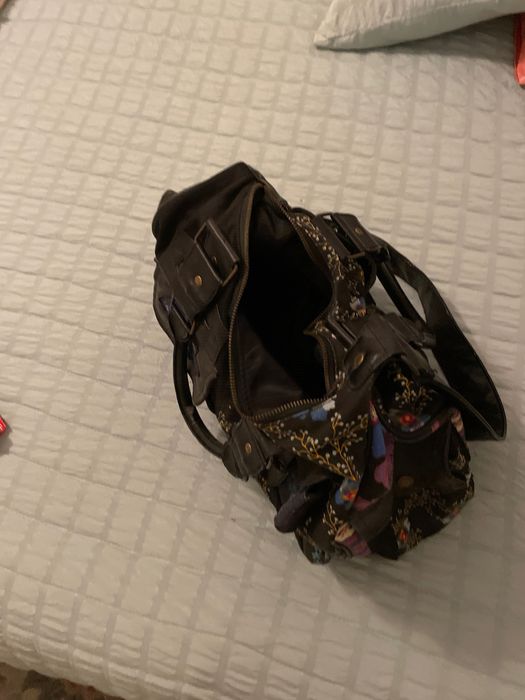 Vendo um saco marca Desigual bom estado